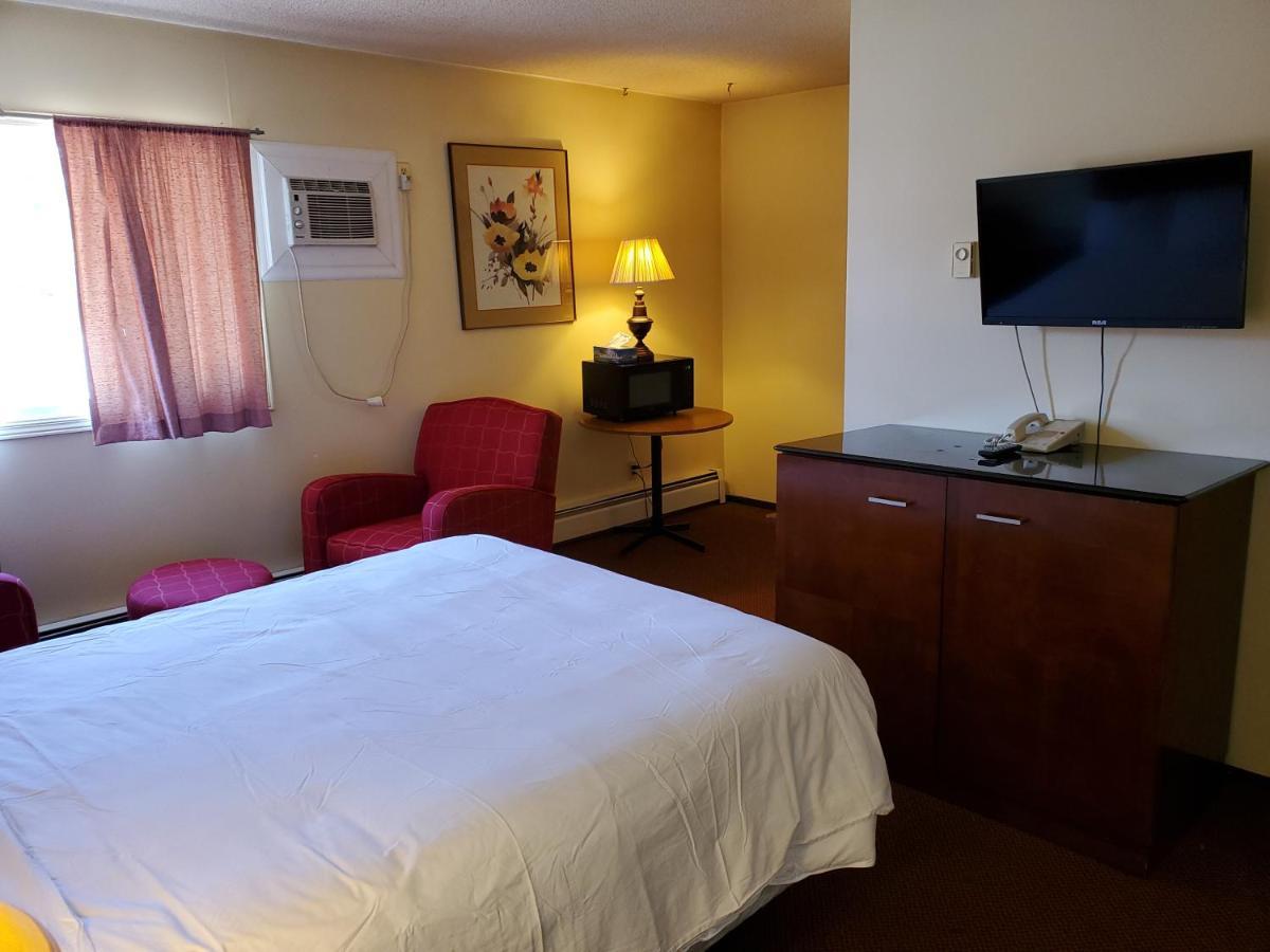 Englehart Motel Dış mekan fotoğraf